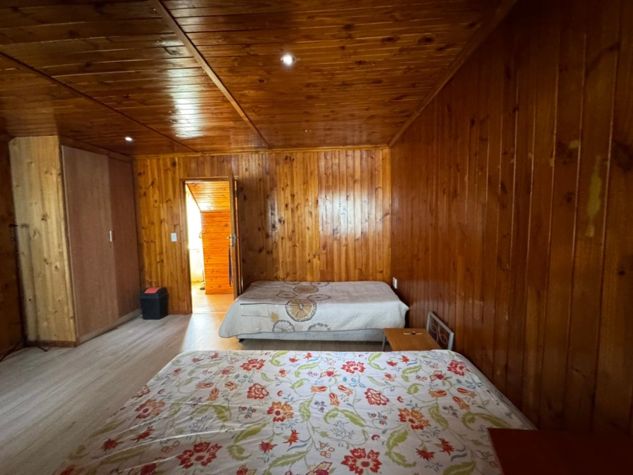 9 Bedroom Property for Sale in Belhar Western Cape